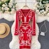 Lady Fashion Stickad Sweater Klänning Kvinnor Höst Vinter Retro Jacquard V-Neck Slim Långärmad Vintage Vestidos Q530 210527