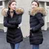 Jaquetas de inverno feminino Long casaco quente estilo prata estilo feminino colarinho de pele largo 2022 senhoras parka abrigos mujer inveerno kare22