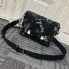 2022 Designer Messenger sac hommes et femmes portefeuille sacs à bandoulière Crossbody sac à dos top qualité nylon sac à main en cuir taille 24 cm