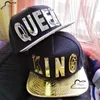 KING QUEEN Personalizzato Specchio acrilico lettere cappello Cappello da basket Mens Berretti da baseball Unisex Gorras Hip hop Snapbacks Berretto di marca T200323