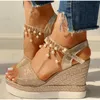 Sandals 2022 New Women Wedge Sandals Summer Bead Studded Detail Platform Sandals Buckle Strap Peep Toe Thick Bottom Casual Shoes Ladies Z0224