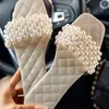 Летние женщины Flip Plops плоские жемчужные мягкие подошвы открытые пальцы скользиты из бисера досуг тапочки обувь