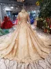 Gold Luxe Dubai Arabische Moslim Trouwjurken Lange Mouwen Crystal Beaded Lace Vestidos High Neck A Line Bruidsjurken Kapel Trein Al8789