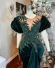 Plus storlek arabiska aso ebi mörkgröna sjöjungfrun prom klänningar pärlstav kristaller sammet kväll formell fest andra mottagning