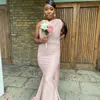 ピンク色の花嫁介添人ドレス片側肩の肩を破ったプリーツ名誉のメイドシフォンビーズカスタムメイドアフリカンプラスカントリーウェディングイブニングドレス403