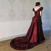 Gotiska viktorianska Bourgogne Aftonklänningar Scoop Neck Kortärmad Lång bollklänning Prom Klänning för Kvinnor Platser Ruched Taffeta Vintage Special Occasion Grows 2022