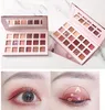 18 Colori Aromi Nuova tavolozza di ombretti Nude Long Lasting Multi Reflective Shimmer Matte Glitter Pressed Pearls Eye Shadow Makeup Pallet