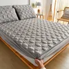 Kussen / decoratief kussen Oimg Thicken Gewatteerde Matras Cover King Queen Bed Installeerde blad Anti-bacteriën Topper Air-permeable Pad