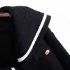 DEAT Maglione lavorato a maglia da donna Hit Colour Striped Colletto irregolare Progettato a maniche lunghe Stile casual 2021 Nuova moda autunnale 15JK371 Y1110