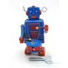 NB Tinplate Retro Windup Robot Drum Walk Clockwork Oyuncak Nostaljik Süsleme Çocuk Doğum Günü Noel Boy Hediye Topla 3747312