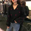 Peut-être U Femmes Sweater tricoté à manches longues rose noire cardigans minces cardigans veau automne coeur broderie m0029 210529