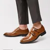 2021 Homens de couro genuíno de luxo vestido sapatos formal de Oxford Brogue sapatos monge strap italiano boné do pé cavalheiro sapato de casamento