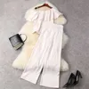 High Fashion Summer Lady Two Piece Outfits Kvinnor Ruffles Diamonds Top och Wide Leg Pants Suit Set Party TwinSet 210601