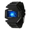 Zegarwatki Mężczyźni Watch Waterproof LED Electronic Fashion Sports Outdoor Multi-Funkcja dla świątecznych prezent