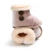 ブーツ冬の男の子の女の子スエードスノーシューズソフトソールボタン装飾幼児プラシ並ぶPrewalkerフリース0-18m