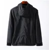 2021s Jackor Vår Höst Hooded Half Zip Pocket Youth Fashion Konng Gonng European And American Leisure Style Mens Jacket