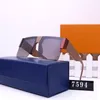 2022 뉴 라이트 슈퍼 핫 선글라스 남자 광장 패션 선글라스 상자