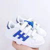 2021 아이 운동화 신발 트레이너 큰 소년 소녀 블랙 화이트 야외 Huaraches 무료