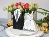 Titulaires de faveurs Creative Tuxedo robe de mariée boîte à bonbons 100 pièces en vrac chocolat boîte-cadeau Bonbonnière carte de mariage avec ruban 1411533
