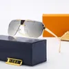 Designer de luxo Óculos de sol Mulheres mensagens de moda Drive de sol ao ar livre Glass de férias polarizadas para femininos com 229q