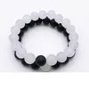 Bracelet de perles d'onyx noir mat de Jade blanc mat de 10mm, Bracelets élastiques en pierres précieuses, cadeau pour hommes et femmes, 2021