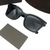 Kvalitetsdesign Ft Sea Blue Gradient tonade solglasögon UV400 50-20-145 unisex Italien Importerade Plank Square Fullrim-skyddsglasögon för receptbelagda Fullset-fall.