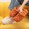 Pantoufles de personnalité mignonnes boule à bulles pour femmes, amoureux d'été EVA, diapositives de salle de bain, sandales antidérapantes d'intérieur, chaussures