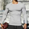 Mężczyźni Szybkie Dry Fitness Tees Outdoor Sport Running Wspinaczka Długie Rękawy Solidna Kolor Koszula Rajstopy Bodybuilding Topy pod skórą 220309