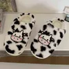 Femmes mignon Animal pantoufle filles mode Kawaii moelleux hiver chaud pantoufles dessin animé lait vache maison drôle pantoufles Chaussure Femme H1122