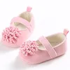 Första vandrare 2021 Baby Girl Shoes Född Mjuk Bekväm Bottom Non-Slip Classic Princess Toddler Flower Kids