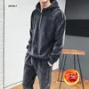 Männer Trainingsanzüge Herbst Winter Weiche Warme Männer Hoody Hoodie Und Jogger Hosen 2 Stück Outfit Velours Trainingsanzug Koreanische Gold Mode samt Track