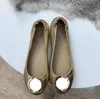2021 مصمم فاخر اللباس أحذية باريس السيدات الجلود جولة رئيس الباليه الشقق عارضة كعب لينة تصميم