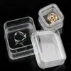 40 * 40mm Transparent Floating Display Fodral Örhängen Gems Ring Smycken Suspension Förpackning Box Pet Membrane Stativ