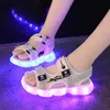Größe 25-35 Kinder-Freizeitsandalen für Jungen, weiche LED-Schuhe mit Lichtern, USB-aufgeladen, leuchtende Kinder, Mädchen, leuchtend, 220225