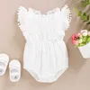 Born Baby Girls Dentelle Romper Onesie Enfant Fly Sleeve Pom Vêtements d'été Candy Couleur Emrboidery Robe douce 210529