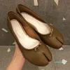 Schuhe für Damen, Kleid, geteilte Zehenpartie, Mokassins, Größe 35–40, Tabi-Schuhe für Damen, Espadrilles, kuschelige Ballerinas mit Riband und weicher Sohle