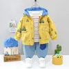 Mode Kinder Baumwolle Kleidung Sets 1-4T Baby Jungen Mädchen Mit Kapuze Mantel Cartoon Designer Denim Anzug Tops + pullover + Jeans = 3 Teile/satz