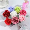 50 adet Kokulu Sabun Gül Çiçekler Petal Banyo Vücut Romantik Lezzet Düğün Parti Hediye Yapay Gül Çiçek Q0826