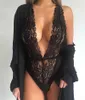 Lingerie Sexy femmes haut ensemble de sous-vêtements vêtements de nuit en dentelle érotique grande taille robe col en V profond nuisette chemise de nuit chemise de nuit noire