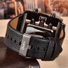 Montres-bracelets Oulm 3364 Mode Casual Hommes Montre Grande Taille Visage Carré Décoratif Petits Cadrans Large Bracelet Montre-Bracelet Homme Sport Montres De Luxe