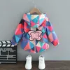 Flickor Coat Jacket Vår Höst Fashion Tunn Blomma Hooded Baby Kids Barn Sweet 211011