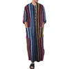 Coletes masculinos 2021 Mens Árabe Vestidos Muçulmanos Long Abaya Kaftan Moda Islâmica Stripe Patchwork Camisas Roupas Étnicas Dress253D
