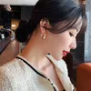 Hoop Huggie Simple Temperament Gold Metal Kolczyki Dla Kobiet 2021 Koreański Geometryczne Trendy Aretes Biżuteria Kobiet Rock Accessori