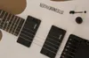 Steinberger sem cabeça guitarra elétrica cor branca com pickups ativos2406334