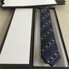 cravate noire
