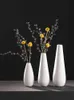 Vit Porslin Vase för blommor Nordic Home El Vardagsrum Inredning Matt Keramisk Planter Pot Shelf Matbord Ornament 211130