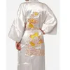 Vêtements de nuit pour hommes Robe bleue marine Peignoir Hommes Chinois Satin Soie Broderie Kimono Robe de bain Dragon Yukata199M