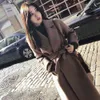 ファッションオフシーズンブラウンツイードコート女性の中長い秋と冬の新しい韓国のニースモールウール