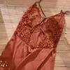 Sommar Sexig Nattklänning Nightgown Women's Underkläder Backless Lace V-Neck Nightwear Satin Nightdress med Pad HomeWear