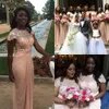 2021 Tanie Sexy Blush Różowe Afryki Druhny Suknie Cekinowe Koronki Szyfonowe Krótkie Rękawy Kraj Formalny Plus Size Maid of Honors Rown